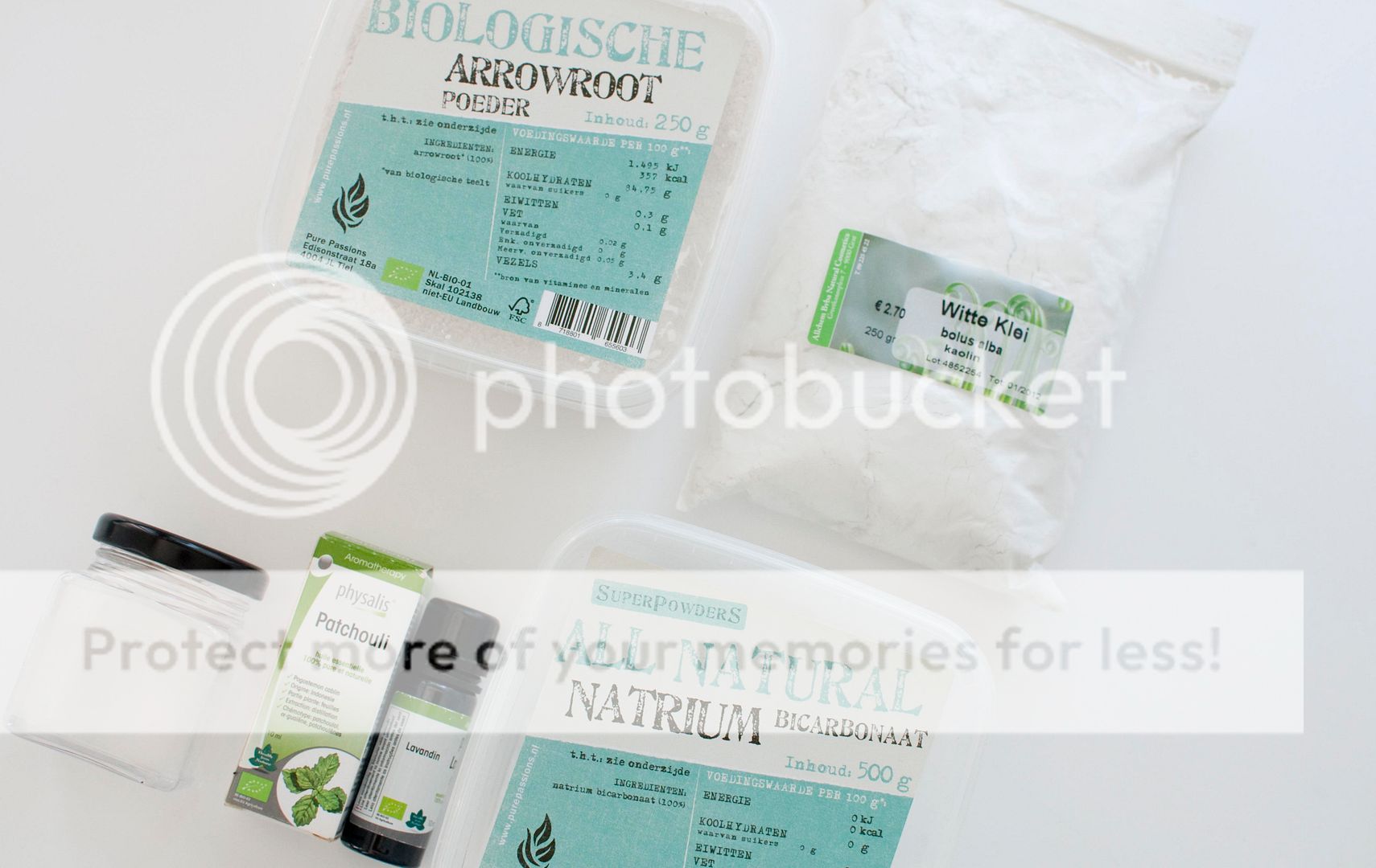 DIY POWDER DEODORANT • ZOLEA