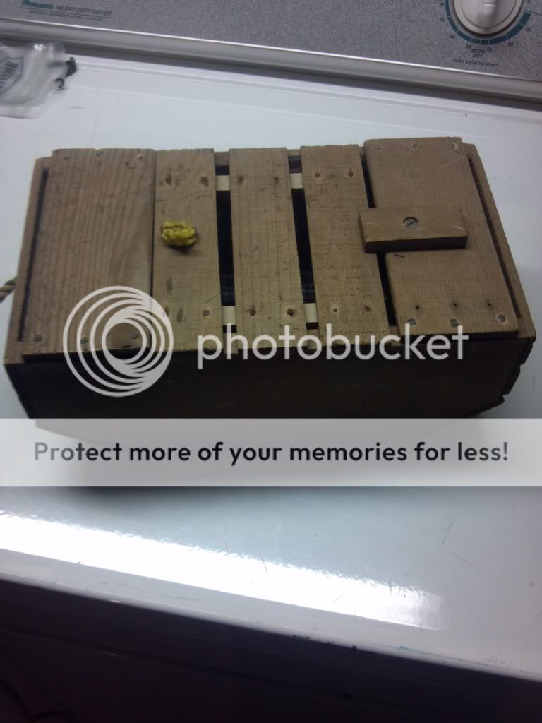 Building a traditional wood minnow bait box BASS BARN